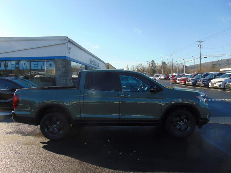  2026 Honda Ridgeline Image: 3