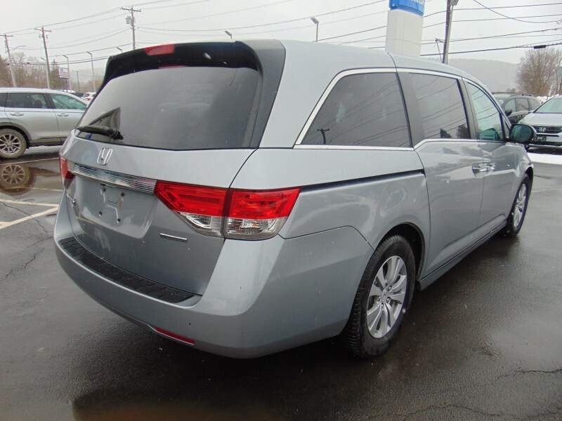  2017 Honda Odyssey Image: 4