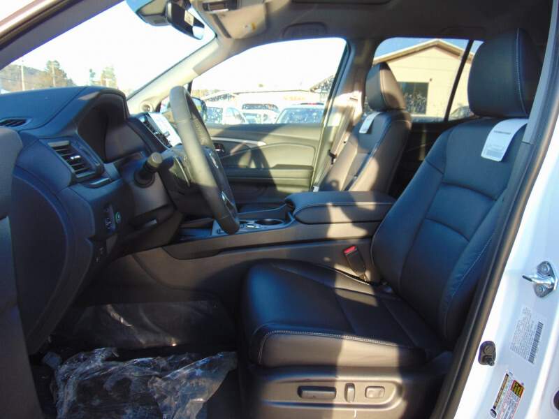  2026 Honda Ridgeline Image: 8