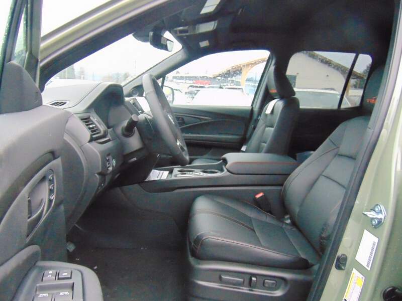  2026 Honda Ridgeline Image: 8