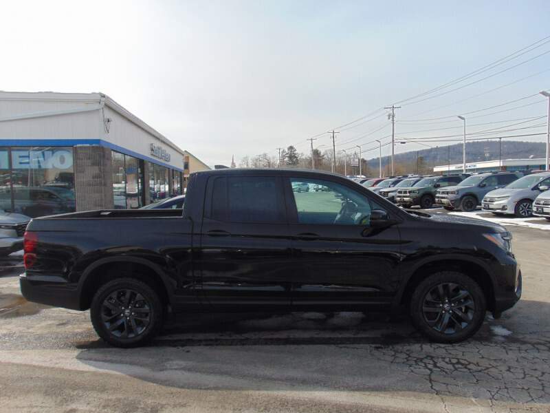  2026 Honda Ridgeline Image: 3