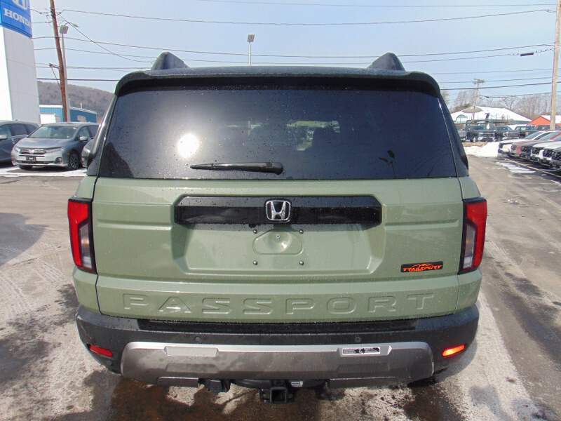  2026 Honda Passport Image: 5