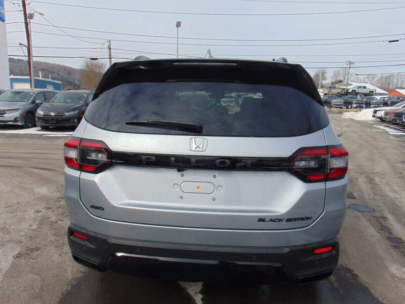  2026 Honda Pilot Image: 5