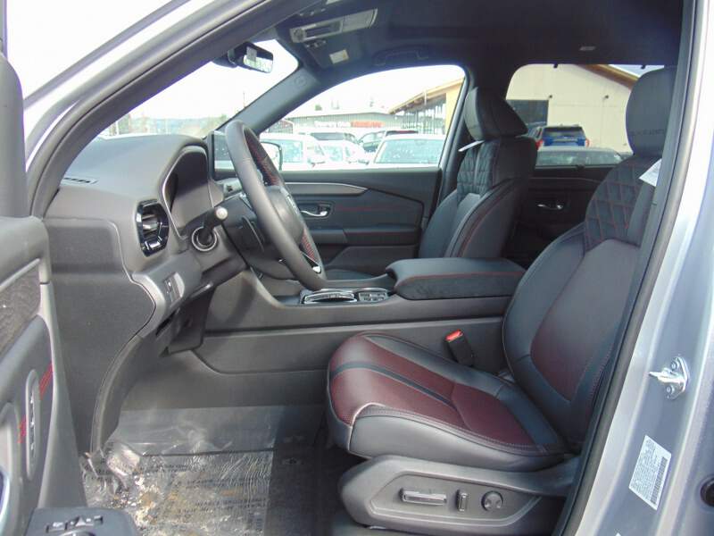  2026 Honda Pilot Image: 8