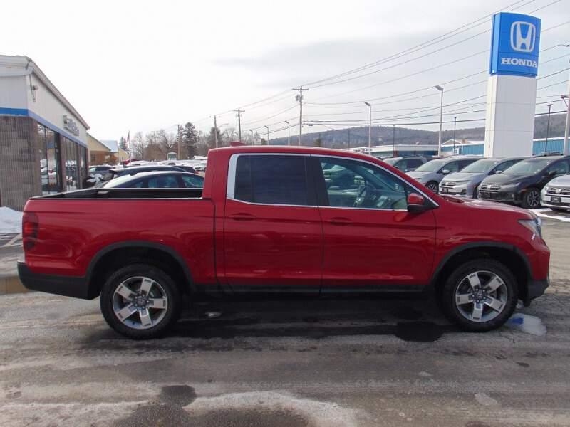  2026 Honda Ridgeline Image: 3