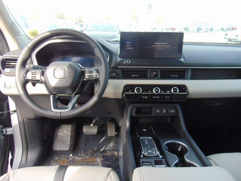  2026 Honda Pilot Image: 10