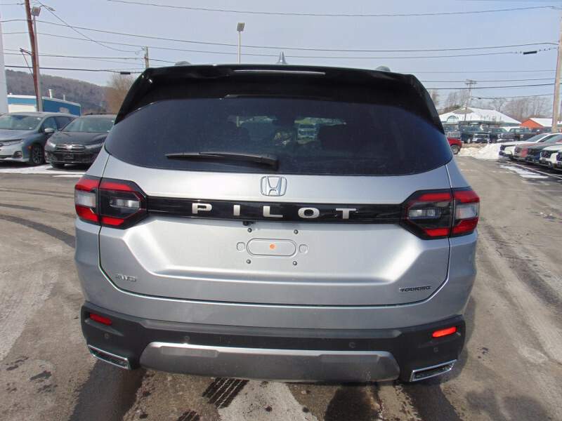  2026 Honda Pilot Image: 5
