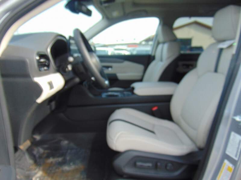  2026 Honda Pilot Image: 8