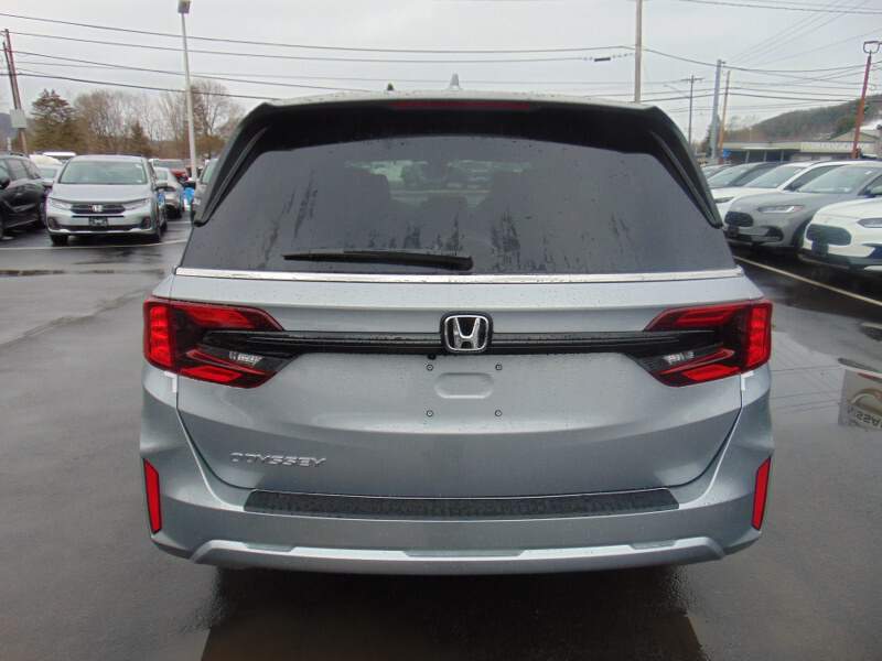  2026 Honda Odyssey Image: 5