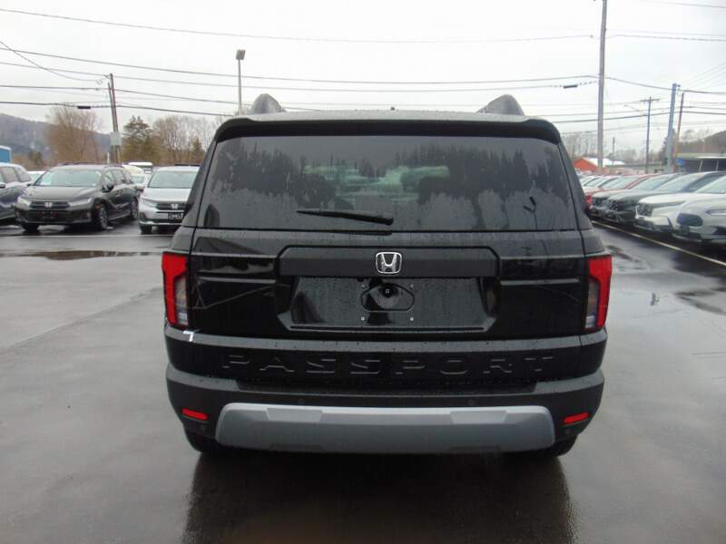  2026 Honda Passport Image: 5
