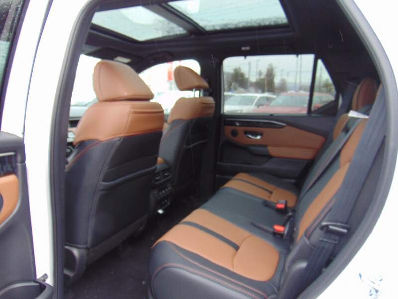  2026 Honda Passport Image: 9