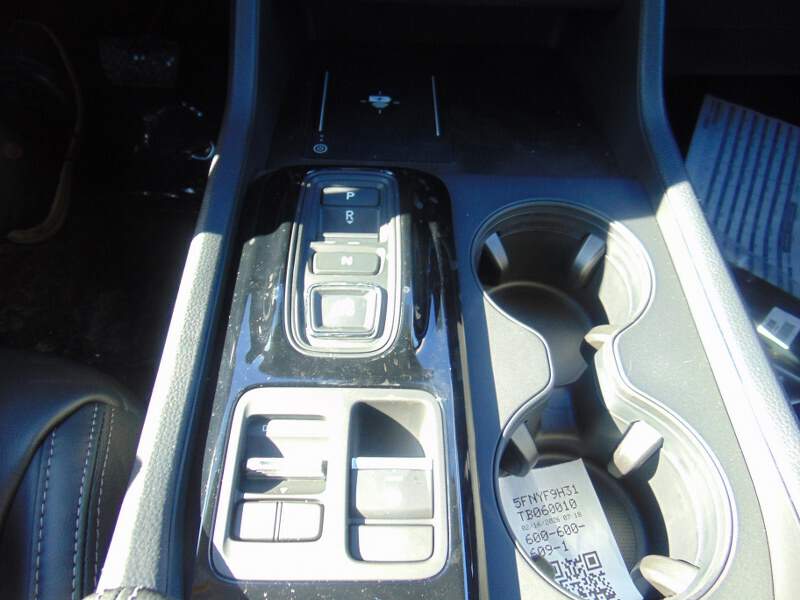  2026 Honda Passport Image: 11