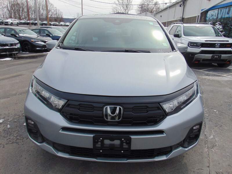  2026 Honda Odyssey Image: 1