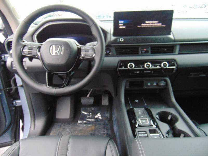  2026 Honda Passport Image: 10