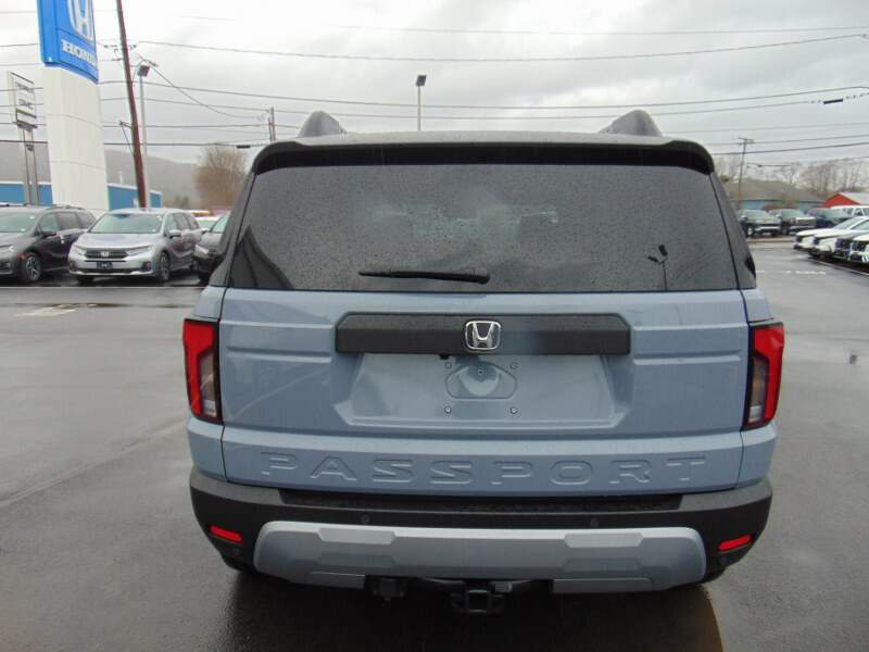  2026 Honda Passport Image: 5
