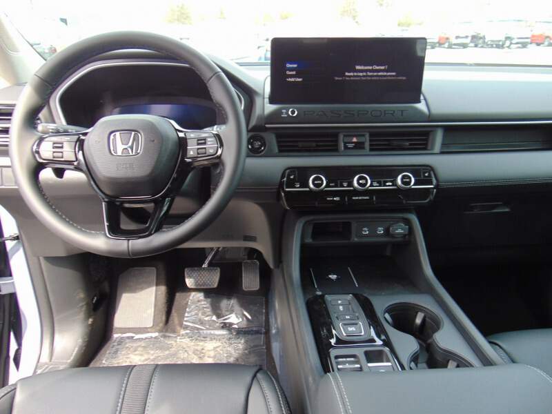  2026 Honda Passport Image: 10