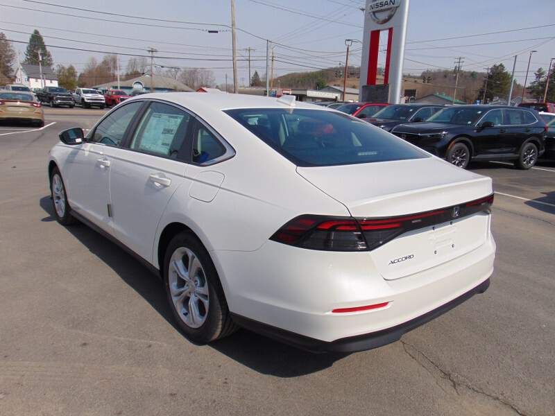  2026 Honda Accord Image: 6