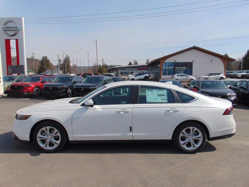  2026 Honda Accord Image: 7