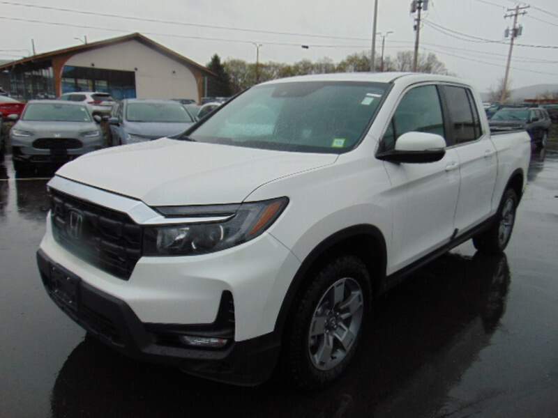  2026 Honda Ridgeline Image: 0