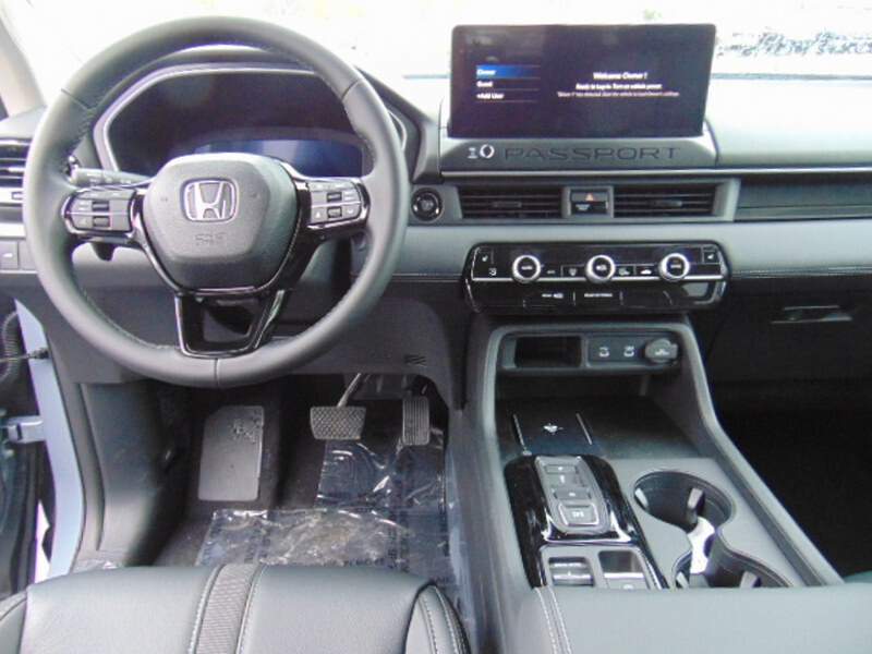  2026 Honda Passport Image: 10