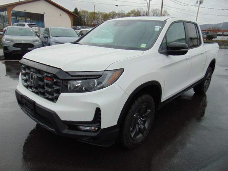  2026 Honda Ridgeline Image: 0