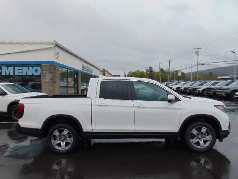  2026 Honda Ridgeline Image: 3