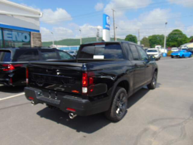  2026 Honda Ridgeline Image: 3