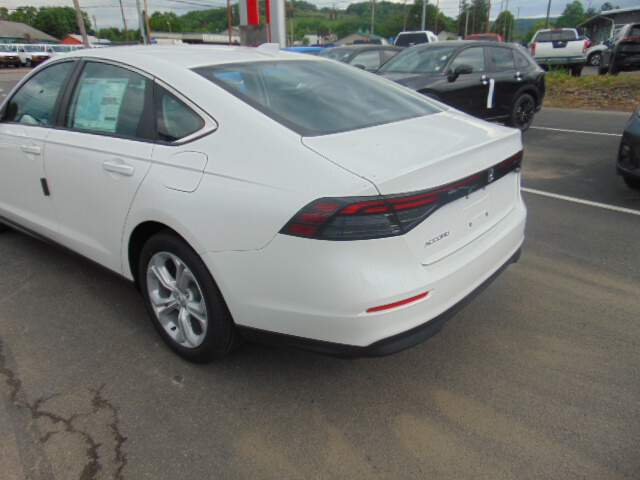  2026 Honda Accord Image: 6
