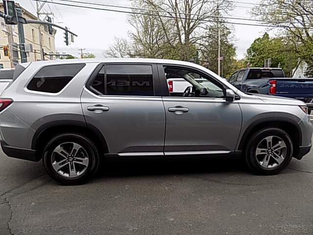  2025 Honda Pilot Image: 5