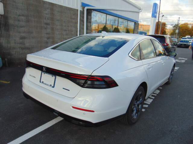  2026 Honda Accord Image: 4