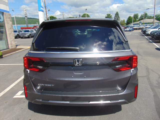  2026 Honda Odyssey Image: 5