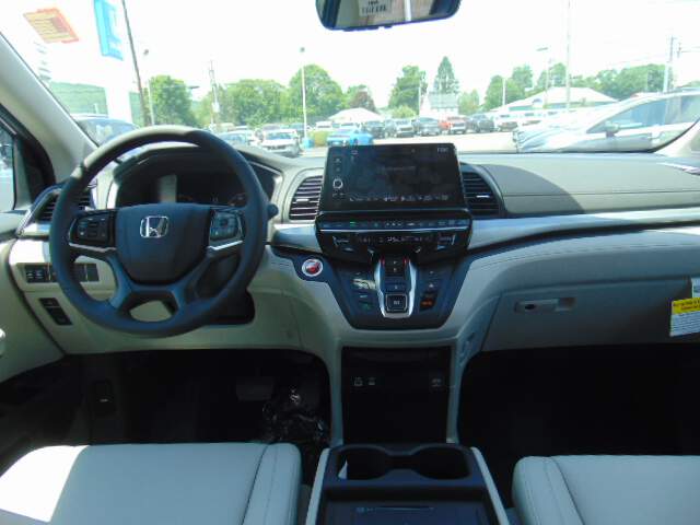  2026 Honda Odyssey Image: 10