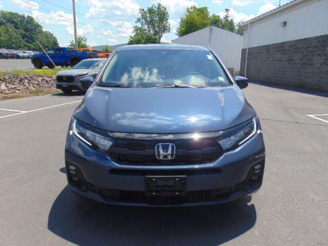  2026 Honda Odyssey Image: 1