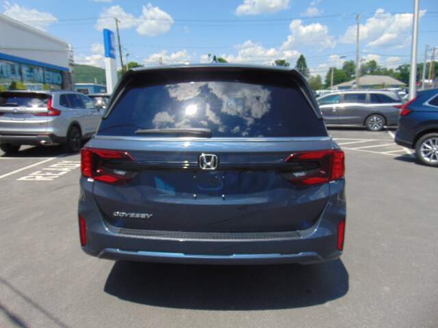  2026 Honda Odyssey Image: 5
