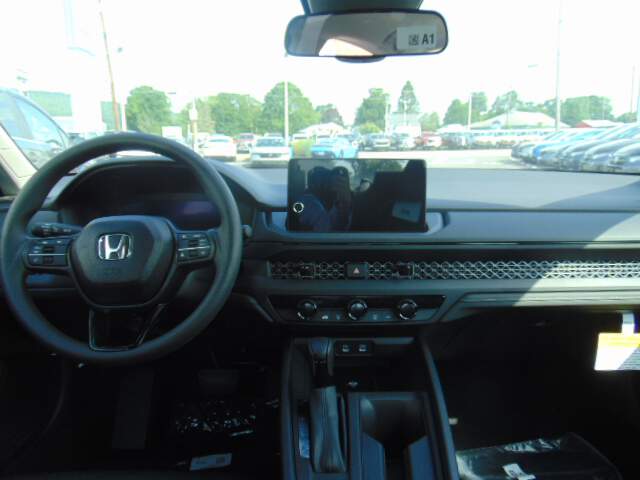  2026 Honda Accord Image: 9