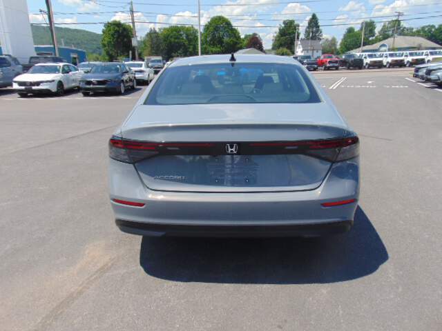  2026 Honda Accord Image: 5