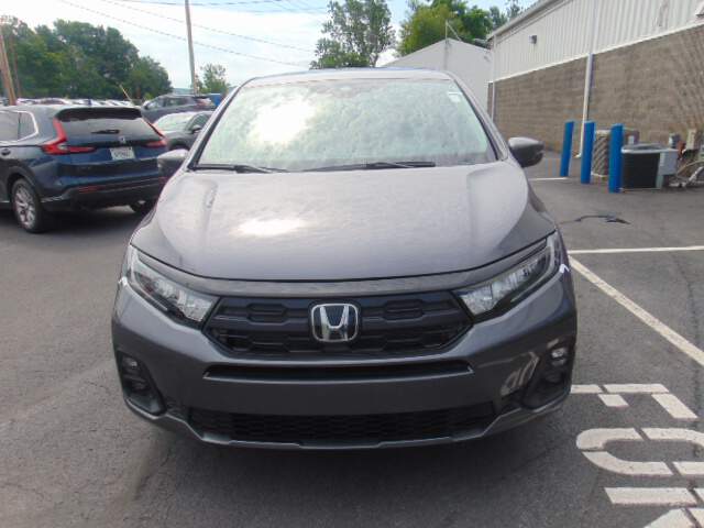  2026 Honda Odyssey Image: 1