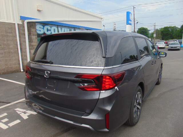  2026 Honda Odyssey Image: 3