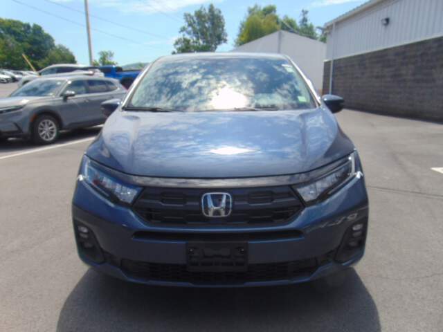  2026 Honda Odyssey Image: 1