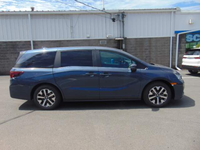  2026 Honda Odyssey Image: 3