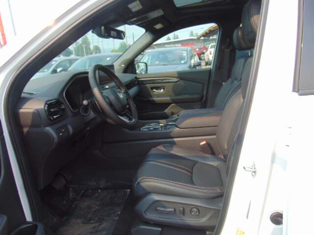  2026 Honda Passport Image: 9