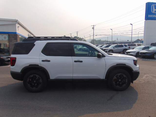  2026 Honda Passport Image: 3