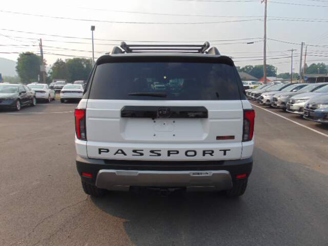  2026 Honda Passport Image: 5