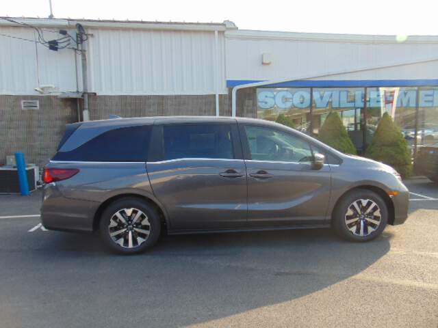  2026 Honda Odyssey Image: 3