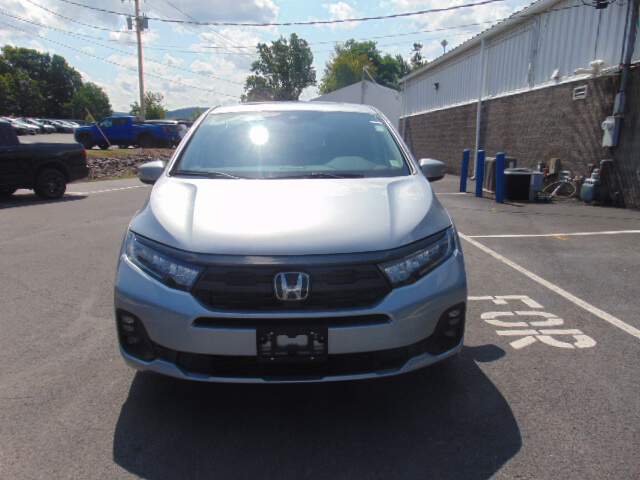  2026 Honda Odyssey Image: 1