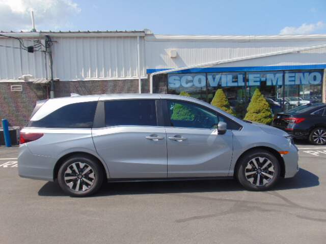  2026 Honda Odyssey Image: 3