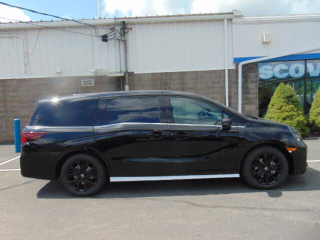  2026 Honda Odyssey Image: 3