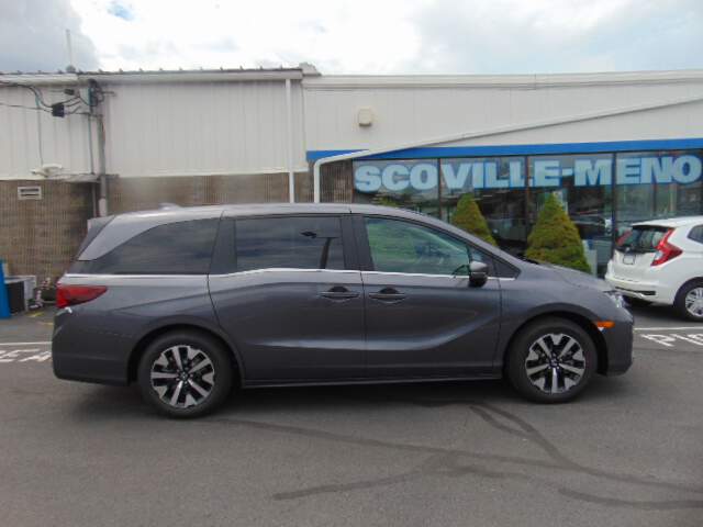 2026 Honda Odyssey Image: 3