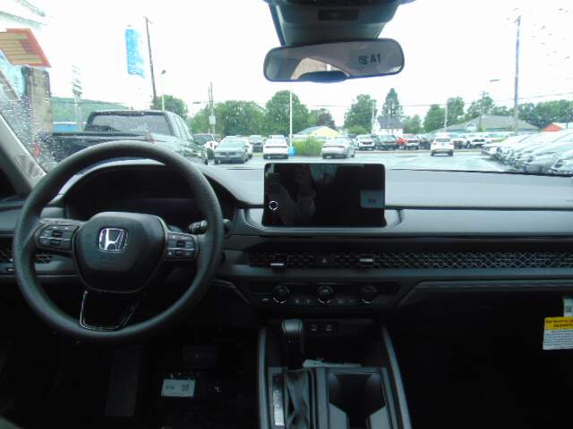  2026 Honda Accord Image: 10