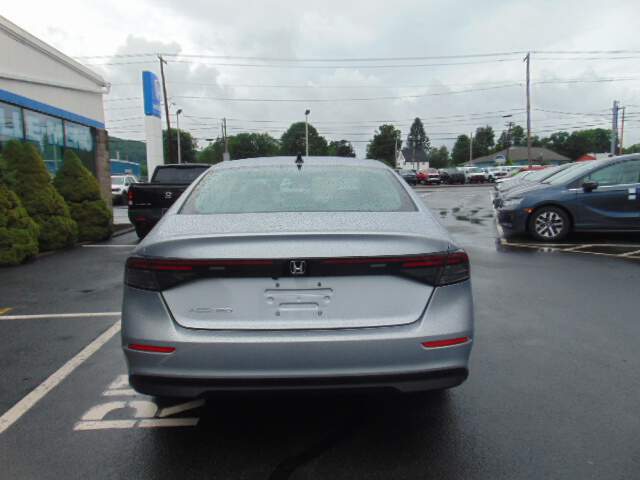  2026 Honda Accord Image: 5
